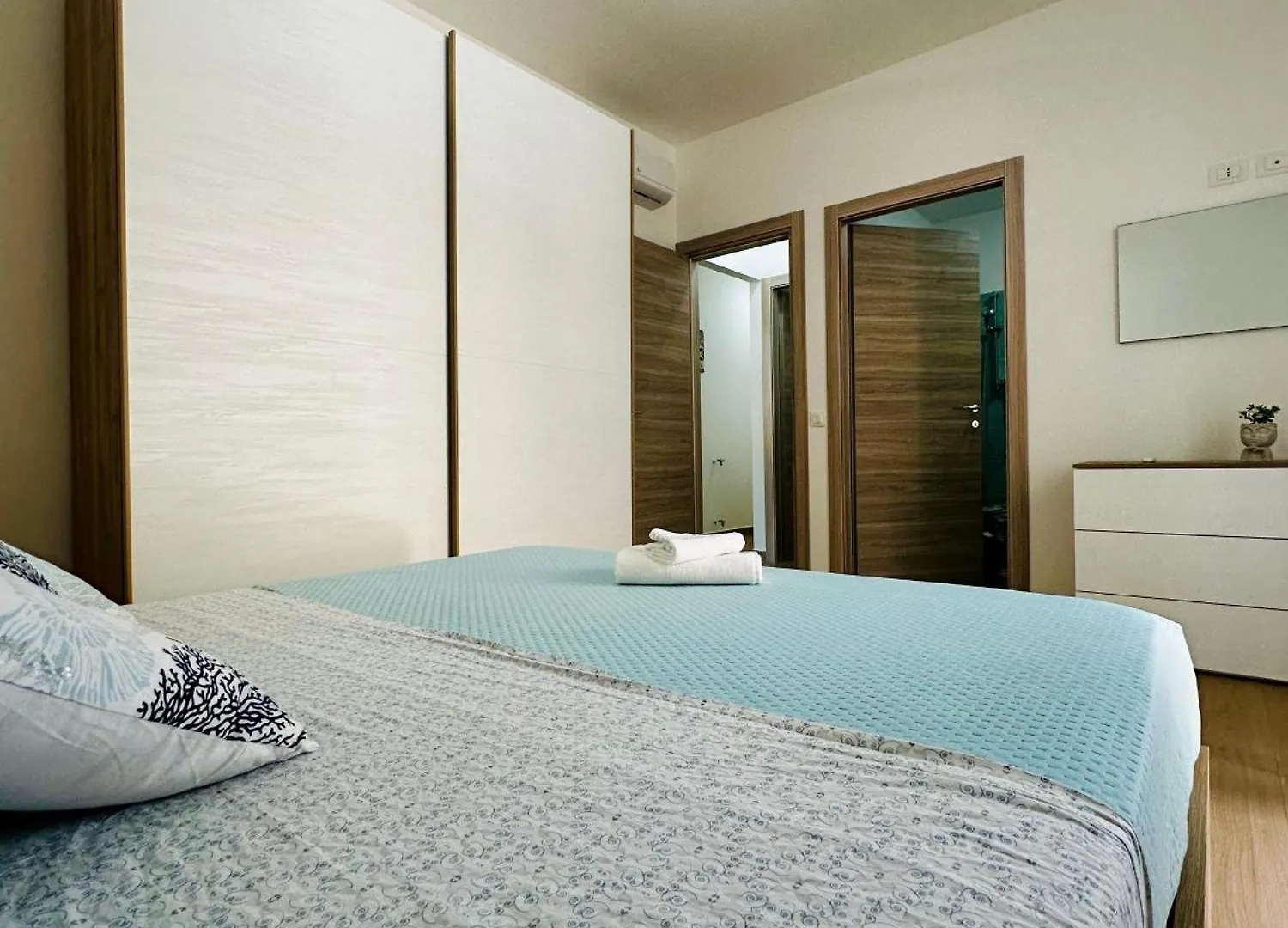 Domus Apartament 카포오를란도